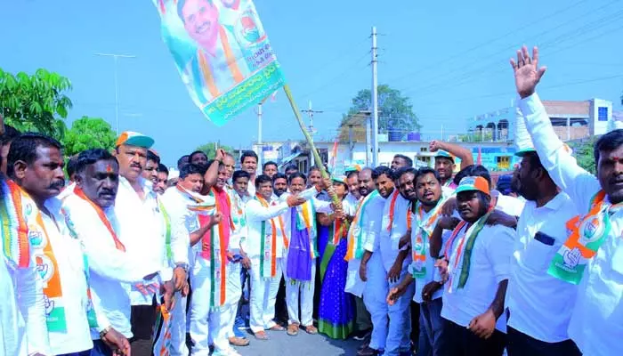 సర్వేలన్నీ కాంగ్రెస్ వైపే : కసిరెడ్డి నారాయణరెడ్డి