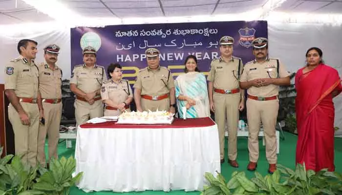 మినిస్టీరియల్​స్టాఫ్​సేవలు ప్రశంసనీయం: డీజీపీ రవి గుప్తా