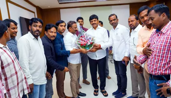 మంత్రి పొంగులేటిని కలిసిన ట్రెసా బృందం.. కారణమిదే!