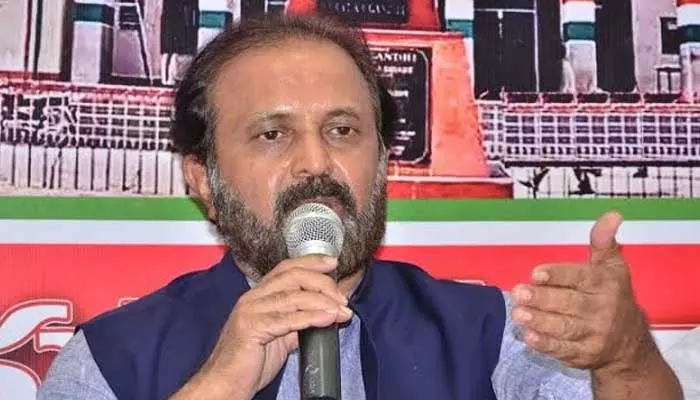 ‘ఆ అర్హతే లేదు’.. కేటీఆర్‌పై మాజీ MP మధుయాష్కీ గౌడ్ ఫైర్