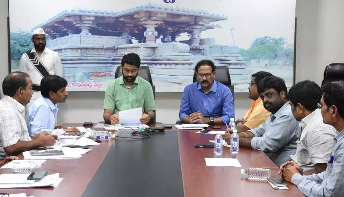 పార్లమెంట్ ఎన్నికల్లో ఫ్లయింగ్ స్క్వాడ్ టీంలు పారదర్శకంగా పని చేయాలి