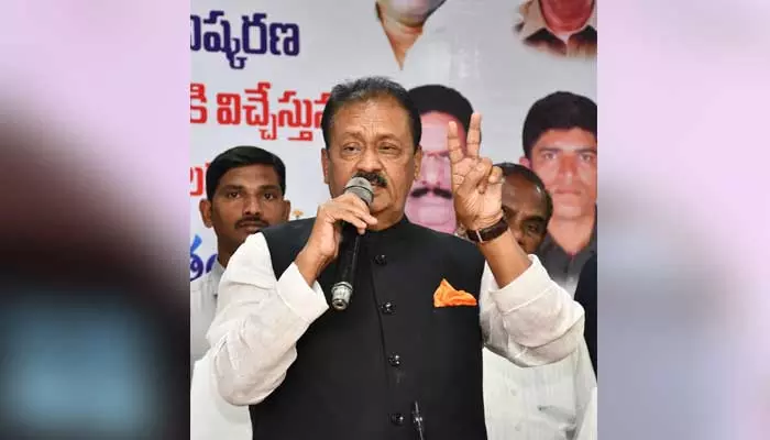 రాష్ట్రాన్ని అగ్రస్థానంలో ఉంచడంలో టీఎన్జీవోస్ కీలక పాత్ర : షబ్బీర్ అలీ