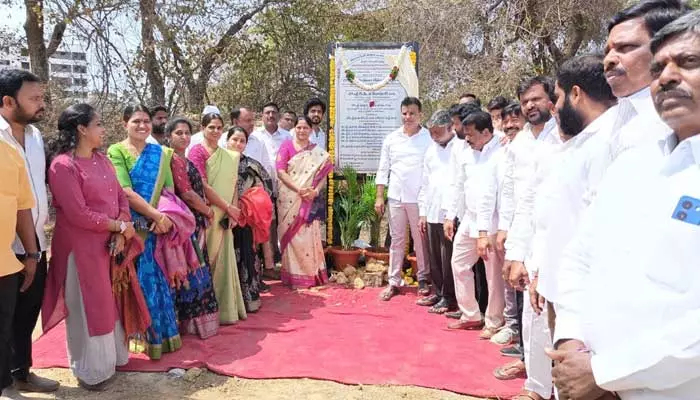 అబ్రక దబ్రా @ పది లక్షల తోనే కార్పొరేషన్ కార్యాలయం నిర్మాణం