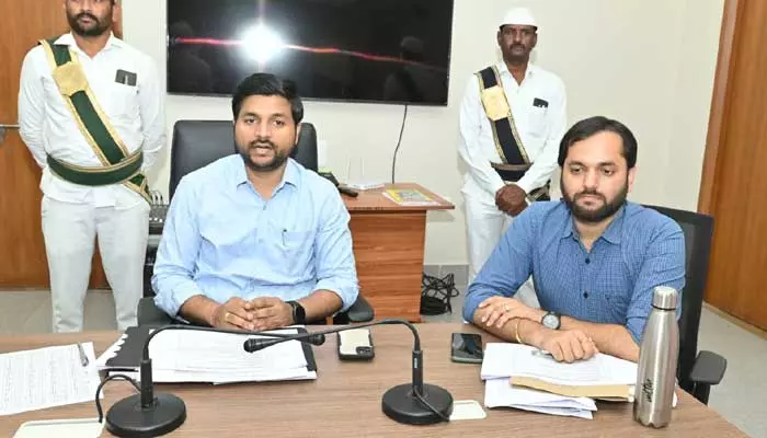 ప్రజా పాలన సేవా కేంద్రాలు ప్రారంభించాలి : జిల్లా కలెక్టర్