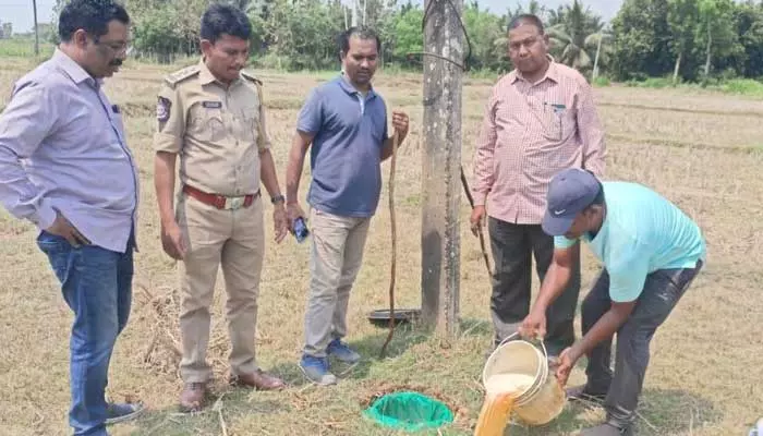 3 వేల లీటర్ల బెల్లపు ఊట ధ్వంసం