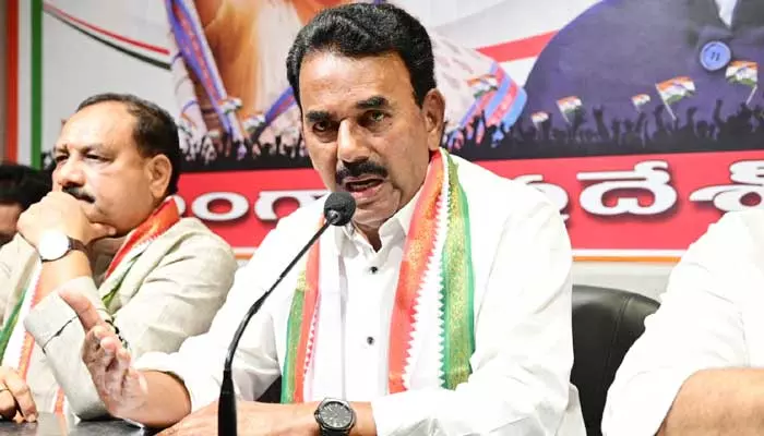 కేసీఆర్ చవట దద్దమ్మ.. ఆయన్ను పాతిపెట్టాలి : మంత్రి జూపల్లి సంచలన వ్యాఖ్యలు