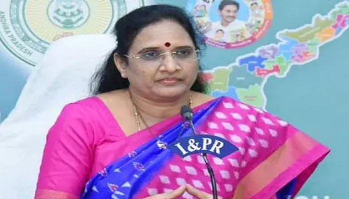 Vasireddy Padma: వైసీపీకి వాసిరెడ్డి పద్మ రాజీనామా.. జగన్ పై ఘాటు విమర్శలు