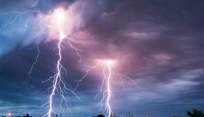 Two people died due to lightning: పిడుగుపాటుకు ఇద్దరు వ్యక్తులు మృతి..