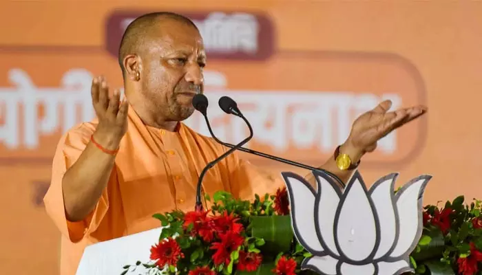 CM Yogi: పీవోకేపై సీఎం యోగి సంచలన వ్యాఖ్యలు.. మరో ఆరు నెలల్లో ఆ పని చేస్తామని కామెంట్స్