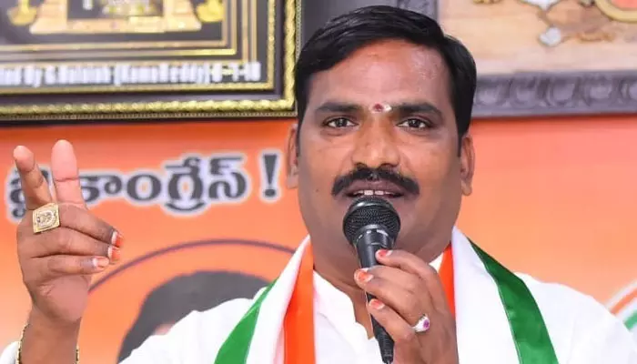 బీజేపీలో BRS పార్టీ విలీనం ఖాయం: ఎమ్మెల్యే బీర్ల సంచలన వ్యాఖ్యలు