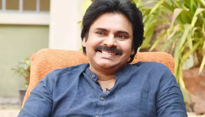 PAWAN KALYAN: పవర్ స్టార్ డేట్స్ కోసం ఎదురుచూస్తోన్ననిర్మాతలు.. కేవలం 10 డేస్ కావాలని రిక్వెస్ట్