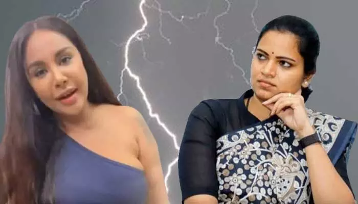 Sri Reddy: విడదల రజినిపై శ్రీ రెడ్డి బూతు పురాణం