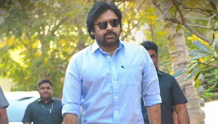 Pawan Kalyan:  ఒకే ఒక్కటివ్వండి చాలంటూ.. పవన్ స్టార్ కి ఫ్యాన్స్ రిక్వెస్ట్..