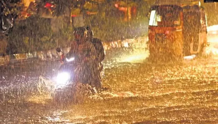 Rain alert: హైదరాబాద్ లో మరికాసేపట్లో భారీ వర్షం