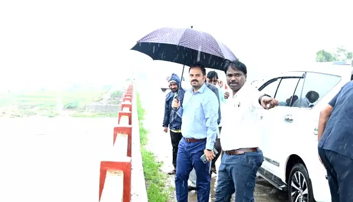 rain effect : లోతట్టు ప్రాంతాల ప్రజలు అప్రమత్తంగా ఉండాలి