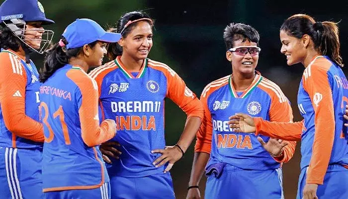 Womens Asia Cup : భారత్‌కు ఎదురుందా?.. నేడు సెమీస్‌లో బంగ్లాతో ఢీ