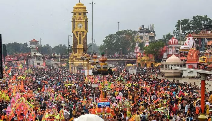 Kanwar Yatra : కన్వర్ యాత్ర మార్గంలో ‘నేమ్‌ప్లేట్ల’ వ్యవహారంపై ‘సుప్రీం’లో పిటిషన్