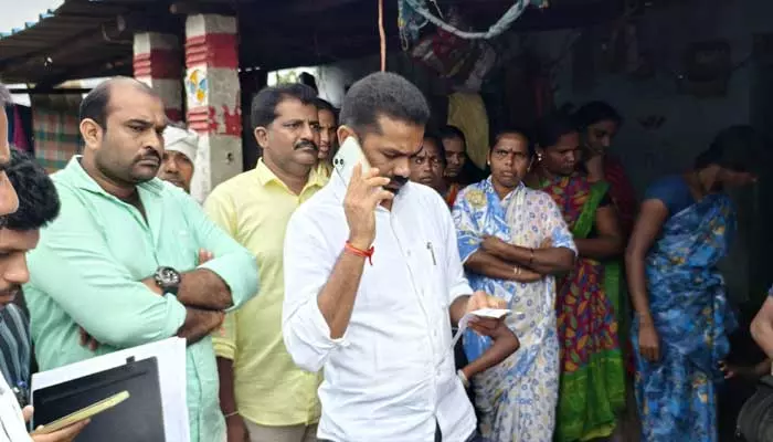 MLA Vedma Bojju Patel : చిన్నారికి మెరుగైన వైద్యం అందించాలి..