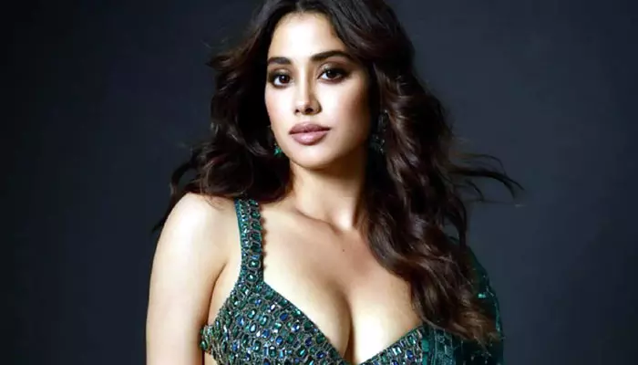 Janhvi Kapoor: అలాంటి పాత్రలో నటించాల్సి వస్తే వెంటనే నో చెబుతానంటున్న జాన్వీ కపూర్