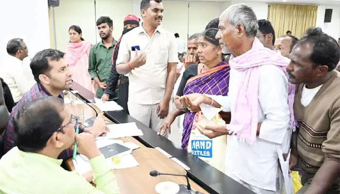 Vikarabad Collector :ప్రజావాణి దరఖాస్తులను సత్వరమే పరిష్కరించాలి