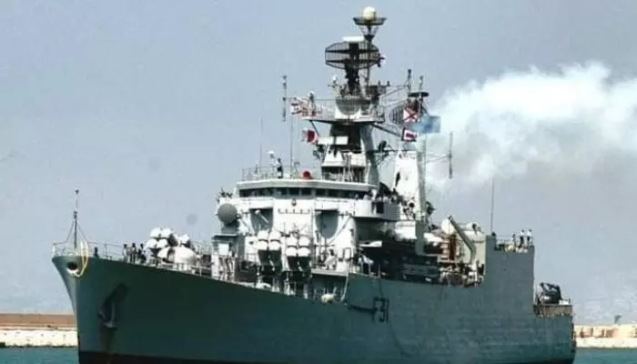 INS Brahmaputra : ‘ఐఎన్‌ఎస్ బ్రహ్మపుత్ర‌’లో మంటలు.. నావికుడు గల్లంతు