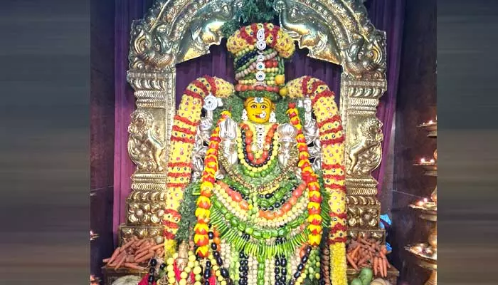 Shakambari : మీరాలం అమ్మవారి ఆలయంలో శాకాంబరి పూజలు