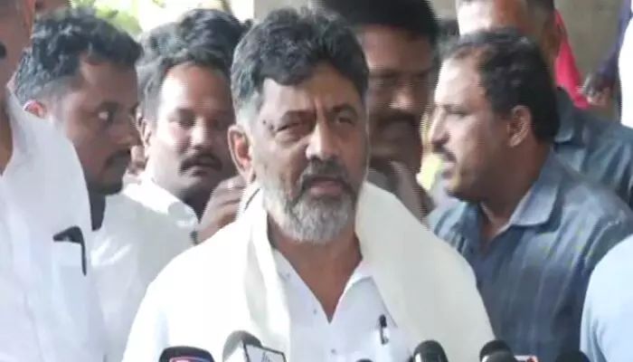 Congress: ప్రతిపక్షాల పాలిత రాష్ట్రాలకు కేంద్రం నుంచి న్యాయం జరగడం లేదు: డీకే శివకుమార్