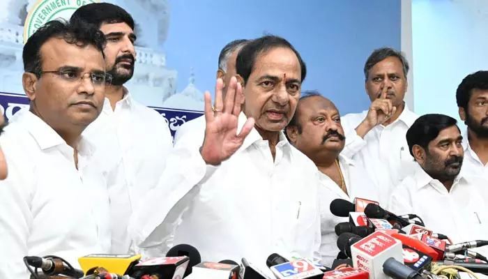 BREAKING: కాంగ్రెస్ ప్రభుత్వం.. అర్బక ప్రభుత్వం: బడ్జెట్‌పై కేసీఆర్ సంచలన వ్యాఖ్యలు