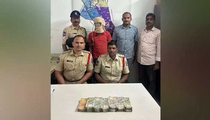 Police Department : పనిచేస్తున్న సంస్థకు కన్నం వేసిన సెక్యూరిటీ గార్డ్..