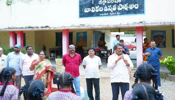 MLA Battula Lakshmareddy : ప్రభుత్వ పాఠశాలల అభివృద్ధికి కృషి