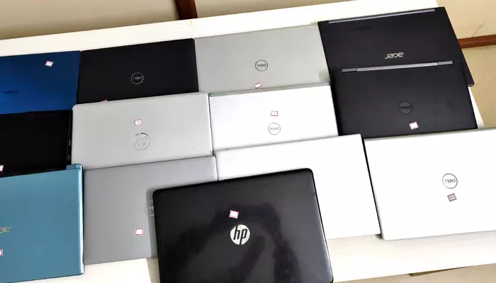 Laptop thieves arrested : ల్యాప్ట్యాప్స్ చోరీలకు పాల్పడుతున్న ఇద్దరు అరెస్ట్