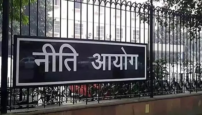 NITI Aayog: నీతి ఆయోగ్‌ సమావేశానికి రాష్ట్రపతి భవన్‌కు చేరుకుంటున్న నేతలు