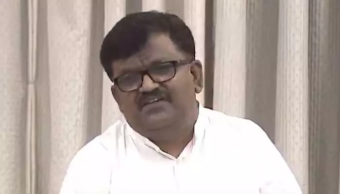 MLC Srinivas: ఇంత బడ్జెట్ ఎలా పెట్టగలిగారు?