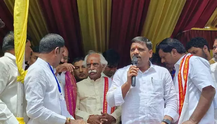 MLC Theenmar Mallanna : లాల్ దర్వాజ బోనాలకు హైదరాబాద్ లోనే ప్రత్యేక స్థానం..