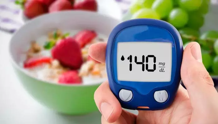 Diabetes : శరీరంలో ఈ లక్షణాలు ప్రమాదకరం.. ఏం చేయాలంటే..