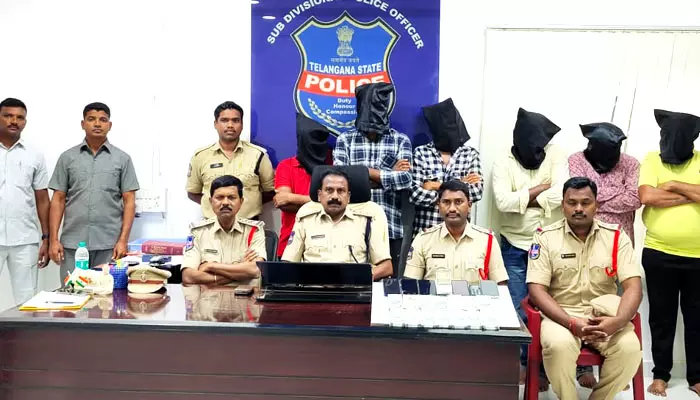 arrest : దొంగ నోట్ల ముఠా అరెస్ట్