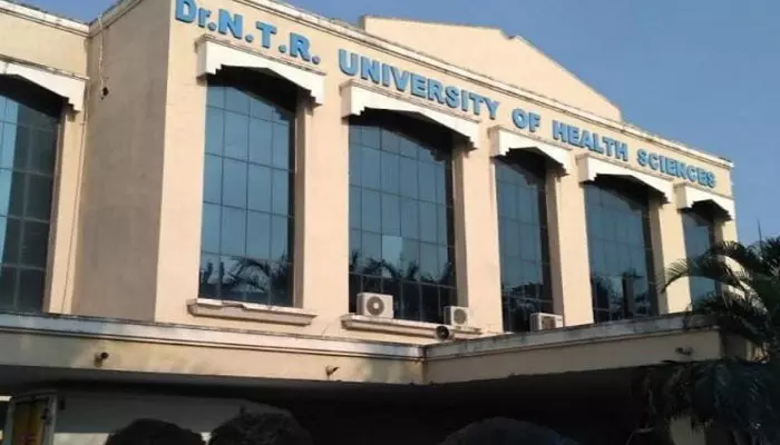 Health University: హెల్త్ యూనివర్శిటీకి ఎన్టీఆర్ పేరు పునరుద్దరణ.. ప్రభుత్వం గెజిట్ నోటిఫికేషన్