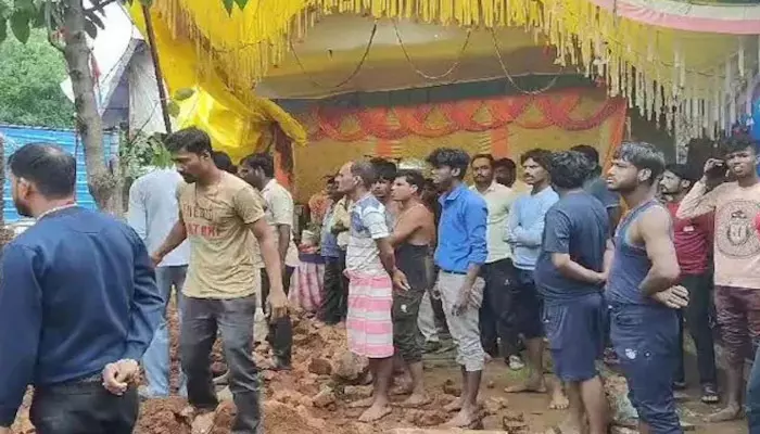 wall collapse: మధ్యప్రదేశ్‌లో గోడ కూలి 9 మంది పిల్లలు మృతి