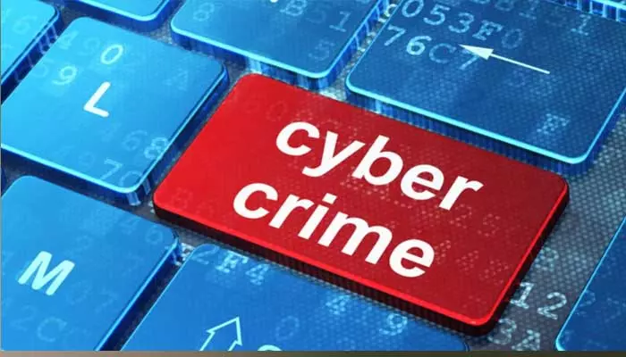 Cyber crime : ఆన్లైన్ మోసం నుండి అప్రమత్తమైన వృద్దుడు..