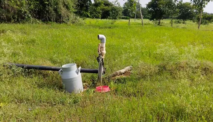 Rain water : వెలవెల బోతున్న చెరువులు.. కుంటల లోగిళ్ళు..