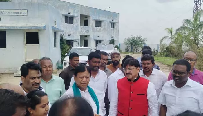 MLA : తాగునీటి ఫిల్టర్ హౌసింగ్ ను సందర్శించిన ఎమ్మెల్యేలు..