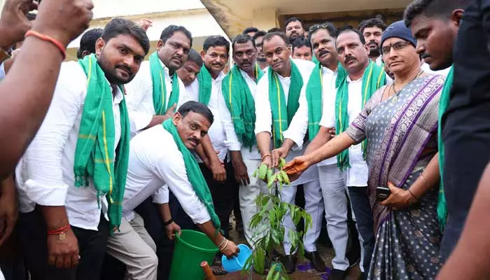 MLA Rajagopal Reddy: గ్రామాల్లో బెల్ట్ షాపులు మూసివేస్తేనే అభివృద్ధికి నిధులు: మునుగోడు ఎమ్మెల్యే