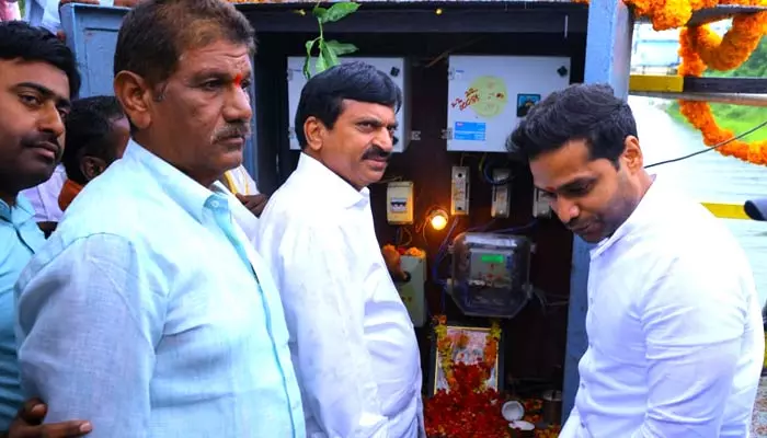 Minister Ponguleti : పాలేరు ఎడమ కాలువకు నీటిని విడుదల చేసిన  మంత్రి పొంగులేటి