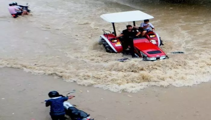 North Floods: ఉత్తర భారతంలో భారీ వర్షాలకు 28 మంది మృతి