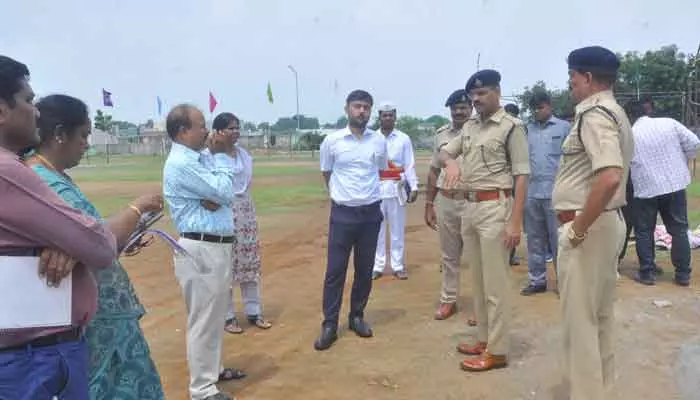 స్వతంత్ర దినోత్సవ వేడుకలకు సర్వం సిద్ధంః కలెక్టర్ అద్వైత్