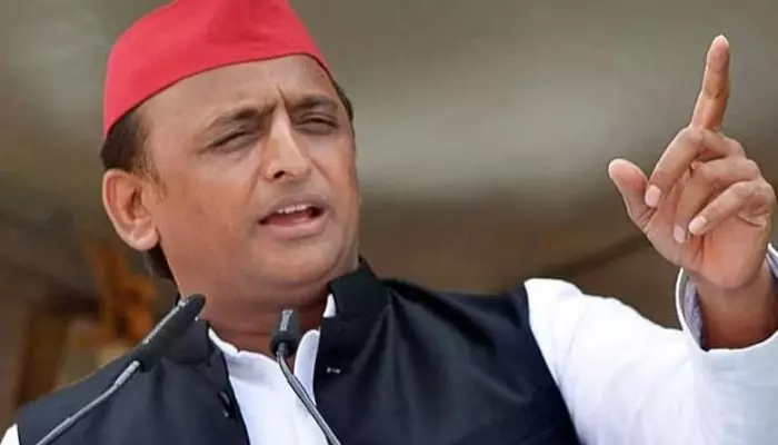 Akhilesh yadav: కోల్‌కతా ఘటనను బీజేపీ రాజకీయం చేస్తోంది.. ఎస్పీ చీఫ్ అఖిలేష్ యాదవ్