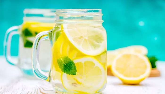 Lemon water: ఉదయం లేవగానే లెమన్ వాటర్ తాగుతున్నారా? వీరు తీసుకున్నారంటే అంతే సంగతంటున్నారు నిపుణులు