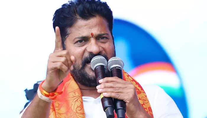 REVANTH REDDY: ఉద్దేశపూర్వకంగానే నిరుద్యోగులను రెచ్చగొడుతున్నారు: సీఎం రేవంత్ రెడ్డి ఫైర్