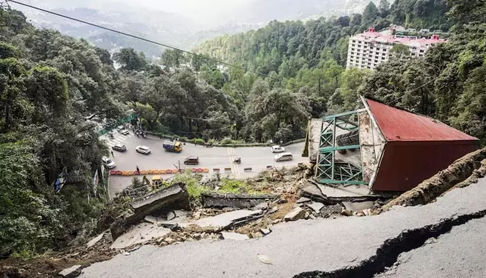 Landslides: సిమ్లాలో కొనసాగుతున్న రెస్క్యూ ఆపరేషన్.. 20 మృతదేహాల వెలికితీత