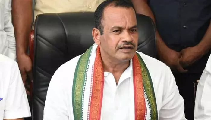 జూబ్లీహిల్స్‌లో కల్చరల్ సెంటర్‌ను ప్రారంభించిన కోమటిరెడ్డి